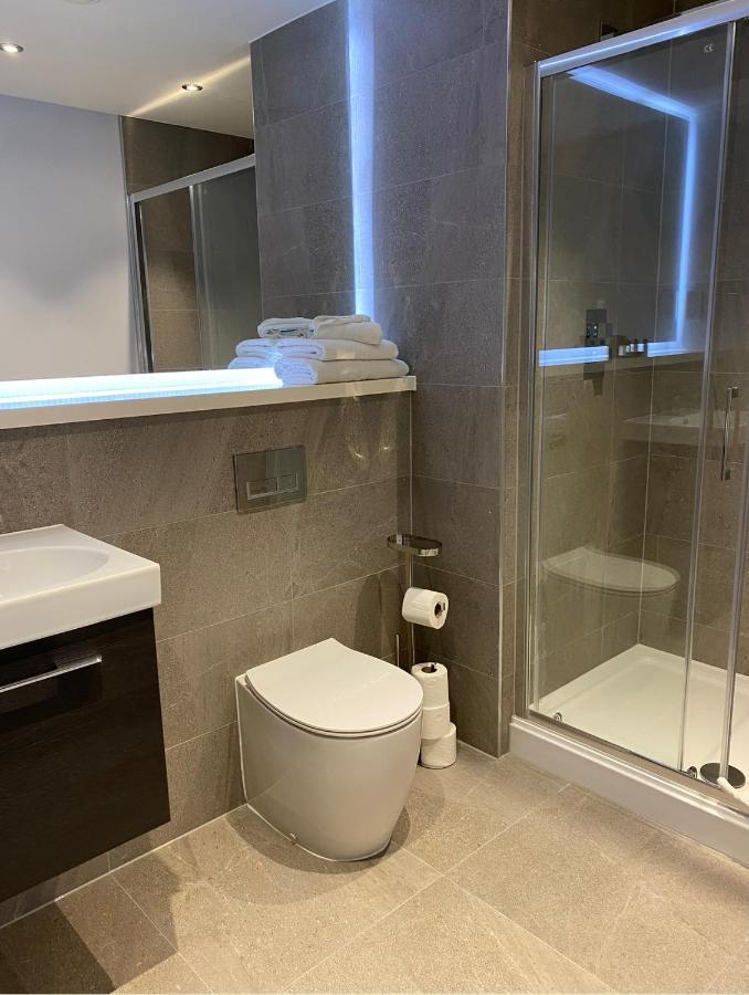 Mnitri Apartment Λούτον Εξωτερικό φωτογραφία